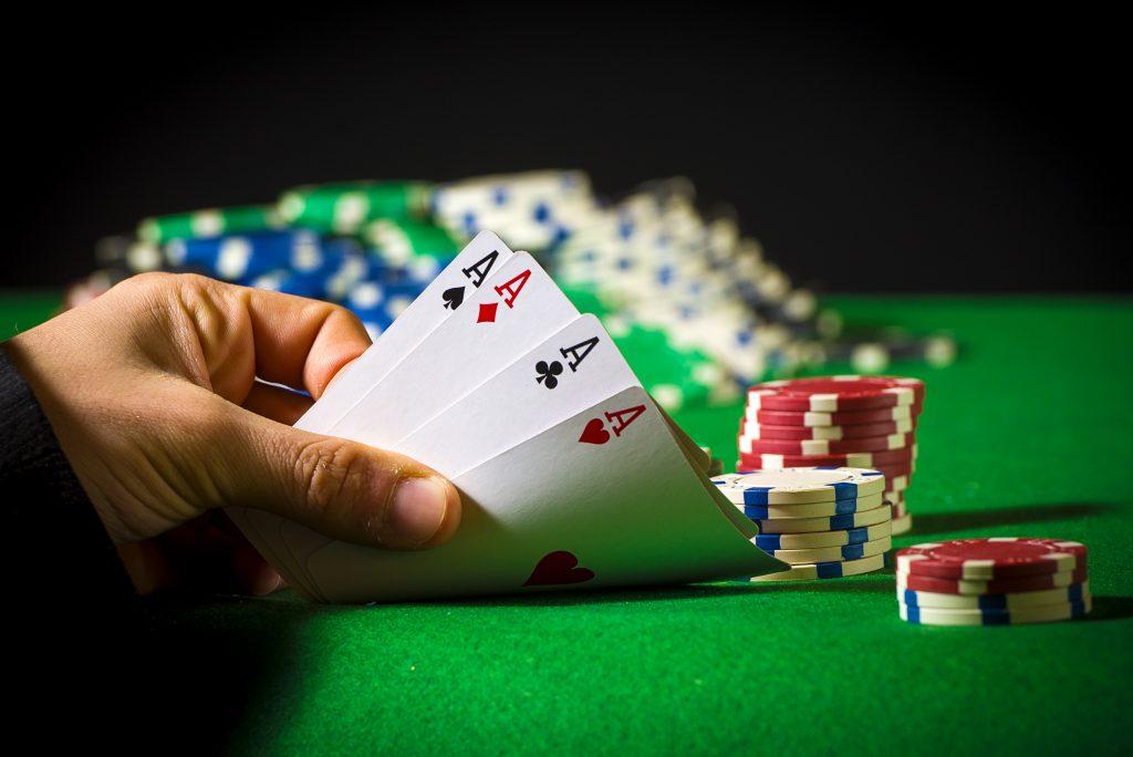 Khám phá thế giới ấn tượng của 007 James Bond tại Casino Royale
